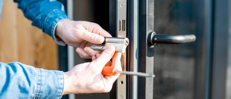 Commercial Locksmith Parkway